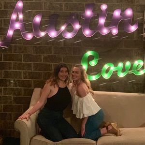 Meet your Posher, Jennifer